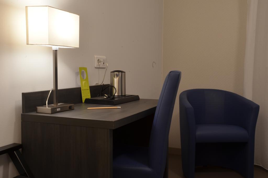 Logis Hotel - La Chambre D'Amiens Eksteriør bilde